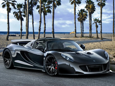 Πρώτος ιδιοκτήτης της εκπληκτικής Hennessey Venom GT Spyder ο Steven Tyler
